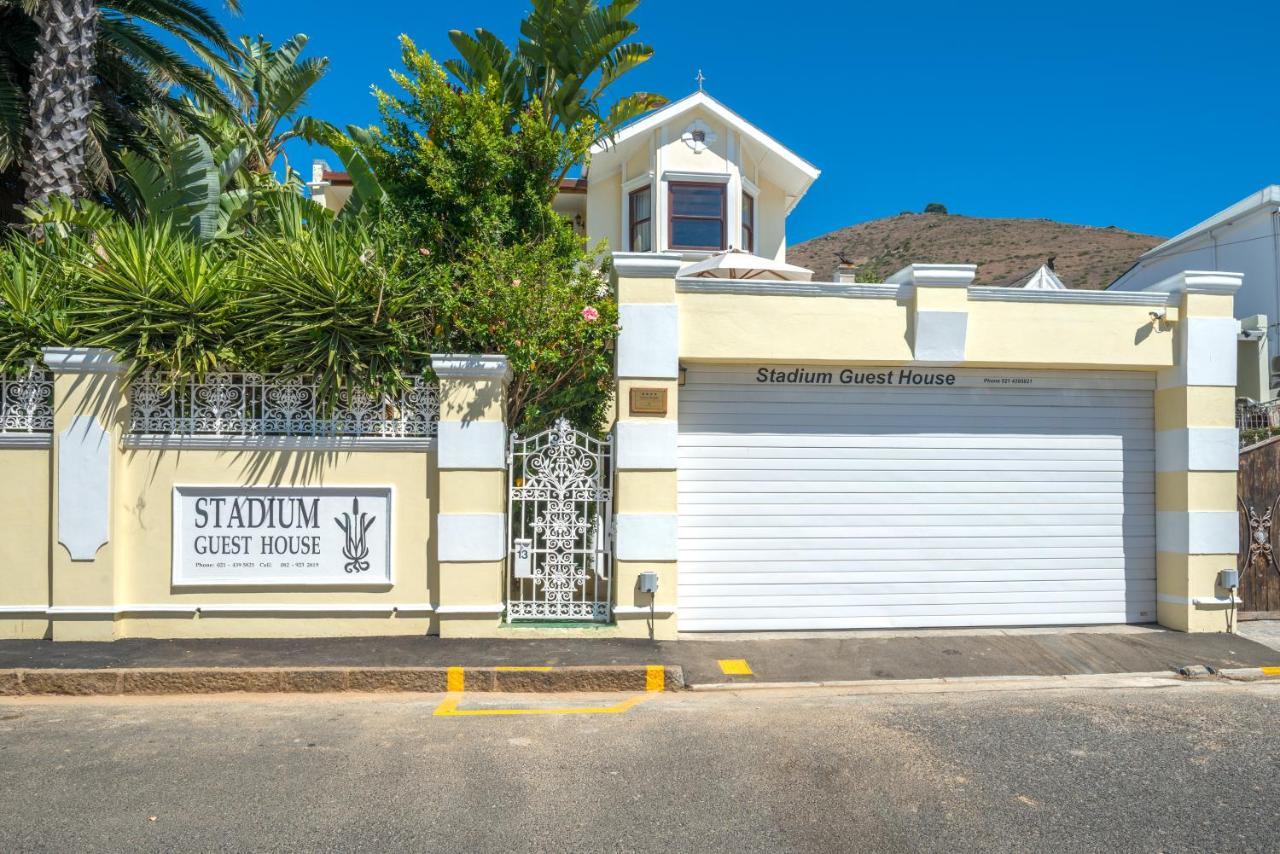 Stadium Guest House เคปทาวน์ ภายนอก รูปภาพ